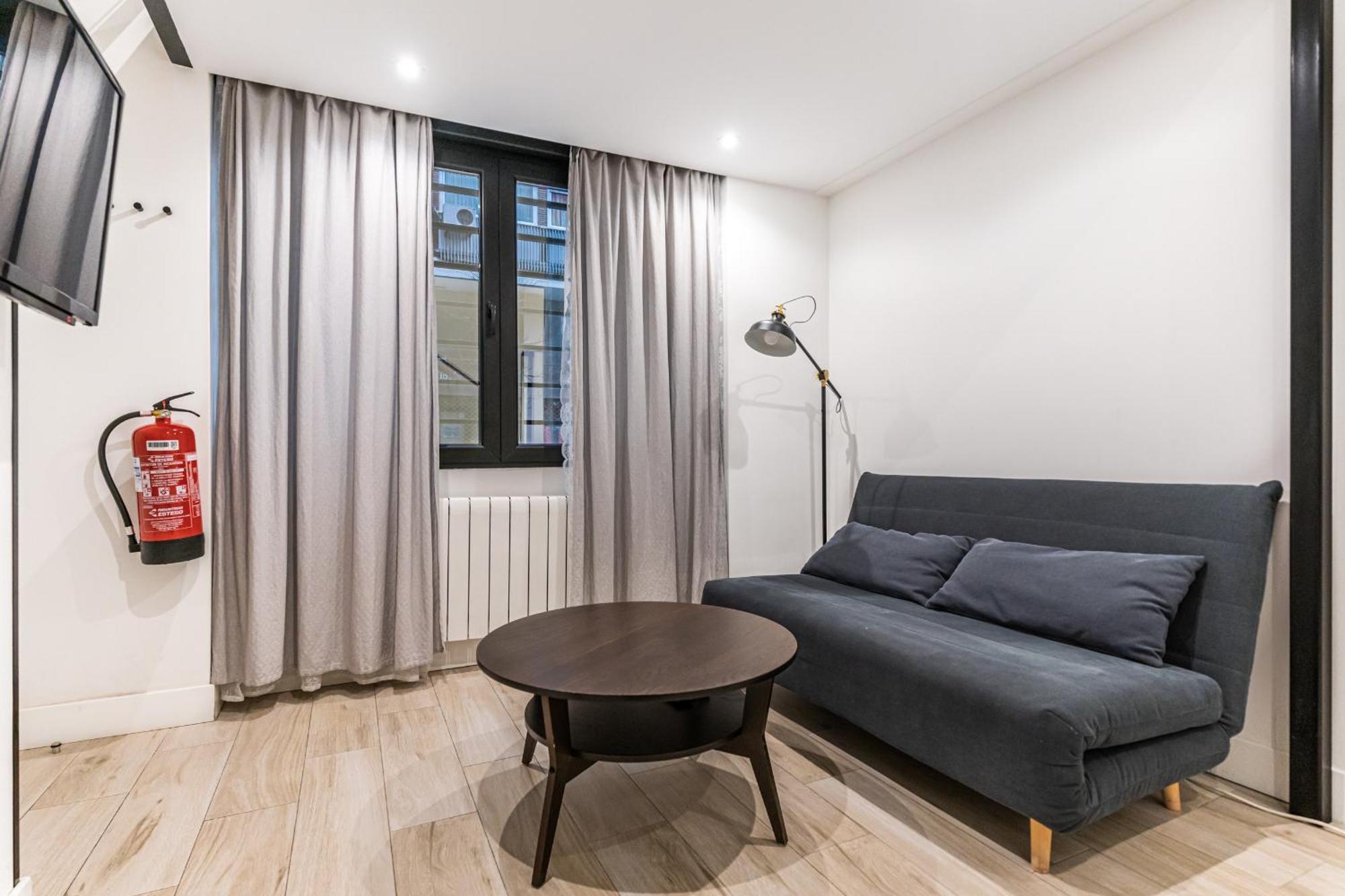 Cc Atocha Apartments Madrid Exterior foto